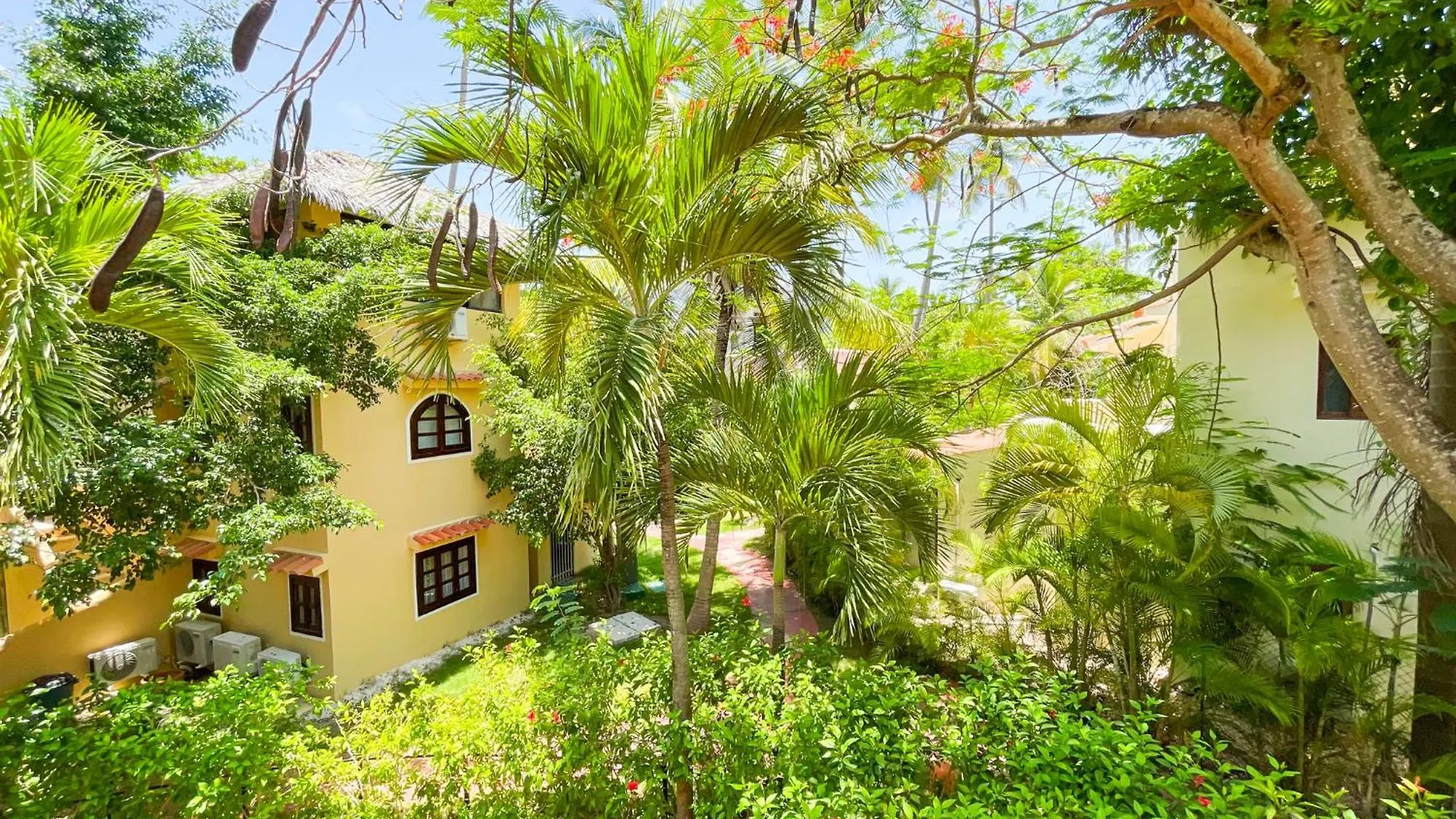 Resort Tropical Villas Beach Club And Spa Bavaro Beach Homes With Wifi Parking Bbq Punta Cana 5*,  Dominican Republic