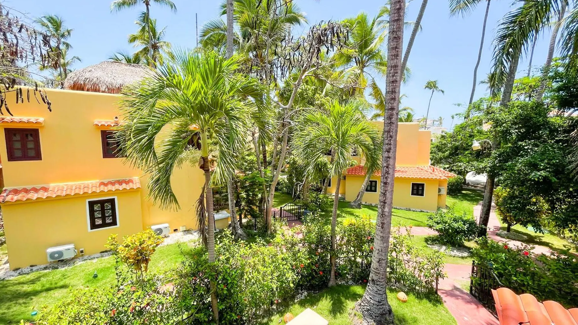 Resort Tropical Villas Beach Club And Spa Bavaro Beach Homes With Wifi Parking Bbq Punta Cana Hotel